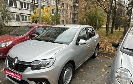 Renault Logan II, 2018 год, 1 120 000 рублей, 3 фотография