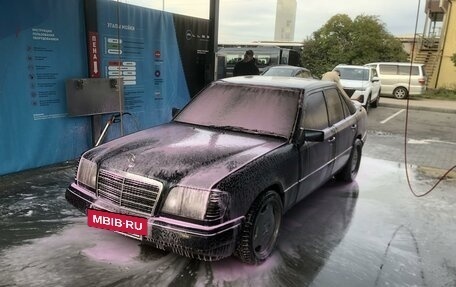 Mercedes-Benz E-Класс, 1996 год, 500 000 рублей, 10 фотография