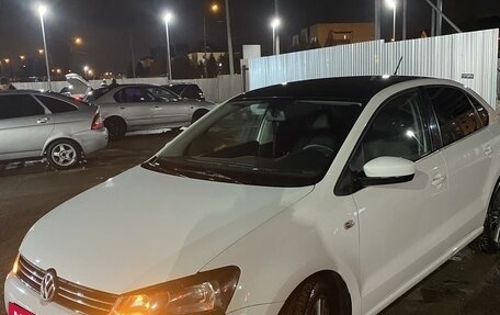 Volkswagen Polo VI (EU Market), 2014 год, 820 000 рублей, 3 фотография