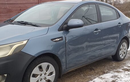 KIA Rio III рестайлинг, 2013 год, 499 000 рублей, 2 фотография