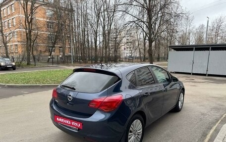 Opel Astra J, 2010 год, 745 000 рублей, 2 фотография