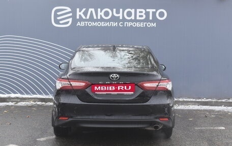 Toyota Camry, 2021 год, 3 950 000 рублей, 4 фотография