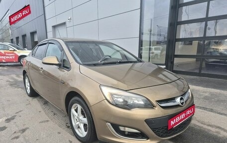 Opel Astra J, 2012 год, 679 000 рублей, 3 фотография