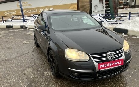 Volkswagen Jetta VI, 2010 год, 720 000 рублей, 2 фотография