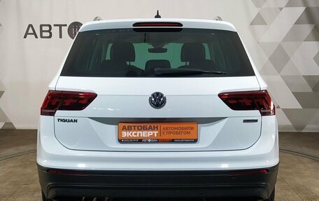 Volkswagen Tiguan II, 2020 год, 3 099 000 рублей, 5 фотография