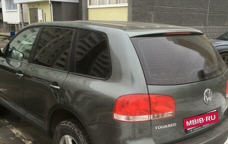 Volkswagen Touareg III, 2005 год, 750 000 рублей, 3 фотография