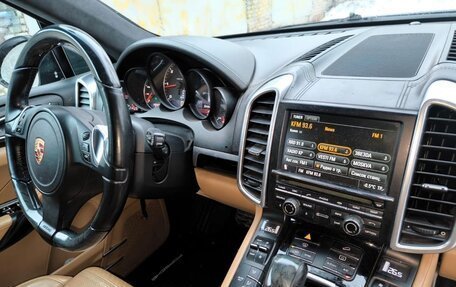 Porsche Cayenne III, 2010 год, 2 200 000 рублей, 10 фотография