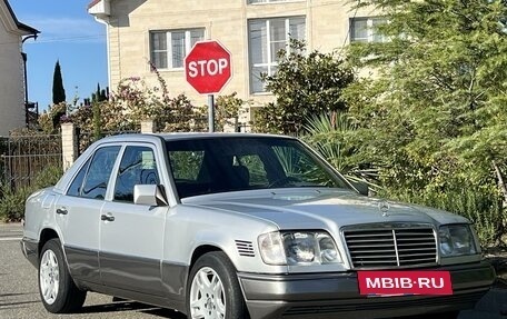 Mercedes-Benz W124, 1993 год, 800 000 рублей, 3 фотография