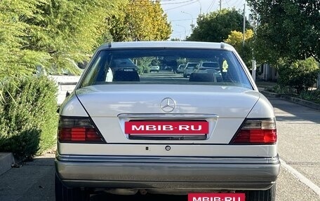 Mercedes-Benz W124, 1993 год, 800 000 рублей, 6 фотография