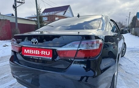 Toyota Camry, 2017 год, 2 250 000 рублей, 6 фотография