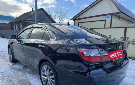 Toyota Camry, 2017 год, 2 250 000 рублей, 15 фотография