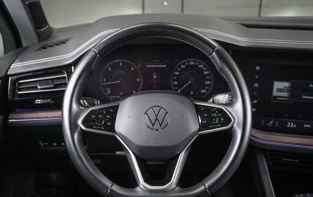 Volkswagen Touareg III, 2021 год, 9 000 000 рублей, 16 фотография