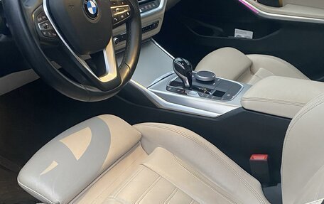 BMW 3 серия, 2019 год, 3 450 000 рублей, 6 фотография