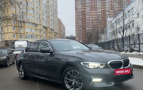 BMW 3 серия, 2019 год, 3 450 000 рублей, 10 фотография