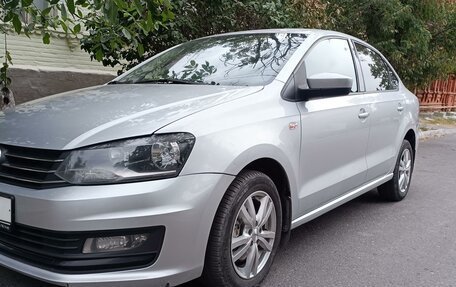 Volkswagen Polo VI (EU Market), 2017 год, 1 100 000 рублей, 4 фотография