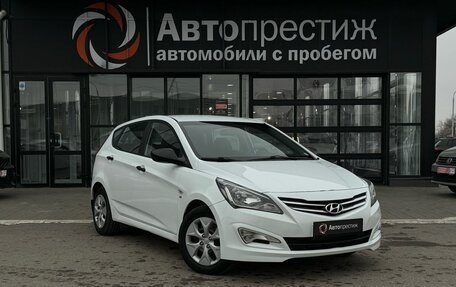 Hyundai Solaris II рестайлинг, 2014 год, 960 000 рублей, 1 фотография