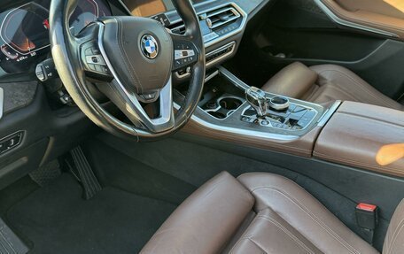 BMW X5, 2018 год, 5 700 000 рублей, 11 фотография