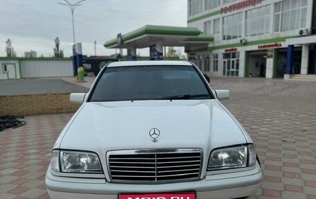 Mercedes-Benz C-Класс, 1998 год, 850 000 рублей, 1 фотография