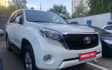 Toyota Land Cruiser Prado 150 рестайлинг 2, 2010 год, 2 500 000 рублей, 1 фотография