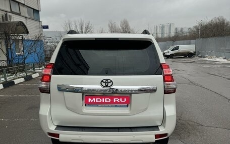 Toyota Land Cruiser Prado 150 рестайлинг 2, 2010 год, 2 500 000 рублей, 7 фотография