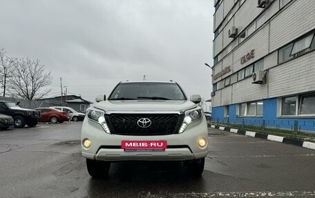 Toyota Land Cruiser Prado 150 рестайлинг 2, 2010 год, 2 500 000 рублей, 8 фотография