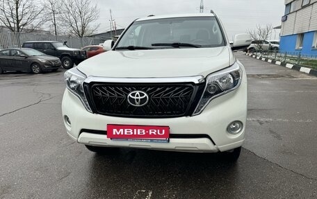 Toyota Land Cruiser Prado 150 рестайлинг 2, 2010 год, 2 500 000 рублей, 16 фотография