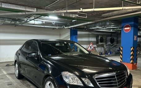 Mercedes-Benz E-Класс, 2010 год, 2 075 000 рублей, 1 фотография