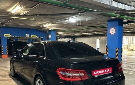 Mercedes-Benz E-Класс, 2010 год, 2 075 000 рублей, 4 фотография