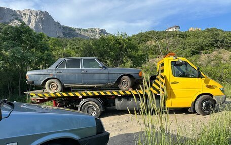 Mercedes-Benz W123, 1980 год, 110 000 рублей, 2 фотография