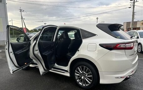 Toyota Harrier, 2020 год, 2 210 000 рублей, 13 фотография