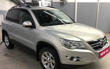 Volkswagen Tiguan I, 2011 год, 1 429 000 рублей, 1 фотография