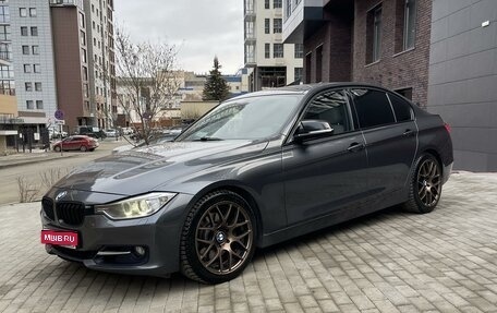 BMW 3 серия, 2012 год, 2 200 000 рублей, 1 фотография