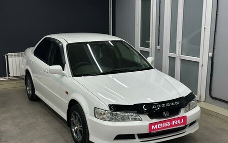 Honda Accord VII рестайлинг, 2002 год, 750 000 рублей, 2 фотография