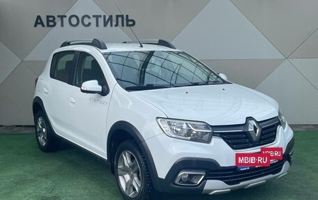 Renault Sandero II рестайлинг, 2019 год, 1 140 000 рублей, 2 фотография