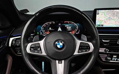 BMW 5 серия, 2021 год, 5 400 000 рублей, 9 фотография