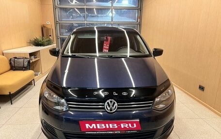 Volkswagen Polo VI (EU Market), 2013 год, 889 000 рублей, 2 фотография