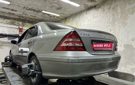 Mercedes-Benz C-Класс, 2005 год, 1 150 000 рублей, 4 фотография