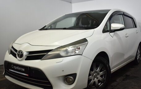 Toyota Verso I, 2015 год, 1 379 000 рублей, 3 фотография