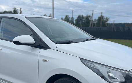 Hyundai Solaris II рестайлинг, 2022 год, 1 650 000 рублей, 2 фотография