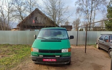 Volkswagen Transporter T4, 1992 год, 320 000 рублей, 1 фотография