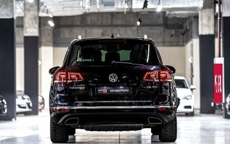 Volkswagen Touareg III, 2017 год, 3 485 000 рублей, 4 фотография