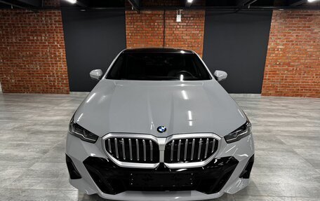 BMW 5 серия, 2023 год, 10 885 000 рублей, 2 фотография