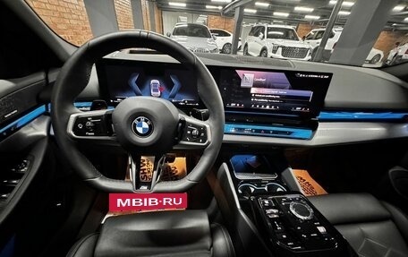 BMW 5 серия, 2023 год, 10 885 000 рублей, 9 фотография