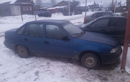 Daewoo Nexia I рестайлинг, 1999 год, 70 000 рублей, 2 фотография