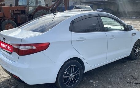 KIA Rio III рестайлинг, 2014 год, 820 000 рублей, 3 фотография