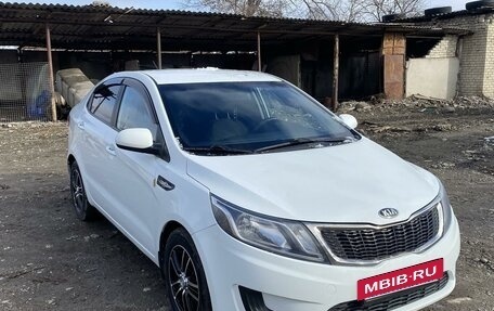 KIA Rio III рестайлинг, 2014 год, 820 000 рублей, 4 фотография