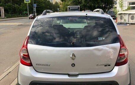 Renault Sandero I, 2013 год, 300 000 рублей, 4 фотография