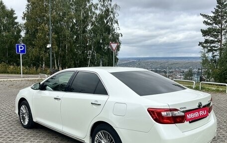 Toyota Camry, 2014 год, 1 970 000 рублей, 4 фотография