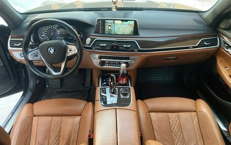 BMW 7 серия, 2017 год, 4 250 000 рублей, 11 фотография