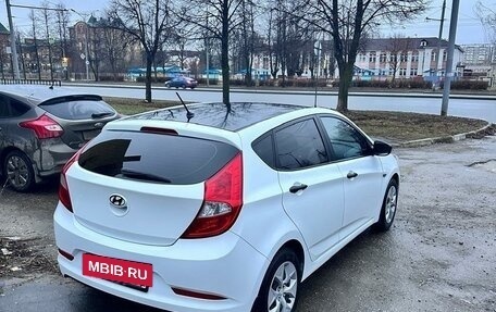 Hyundai Solaris II рестайлинг, 2016 год, 1 390 000 рублей, 19 фотография